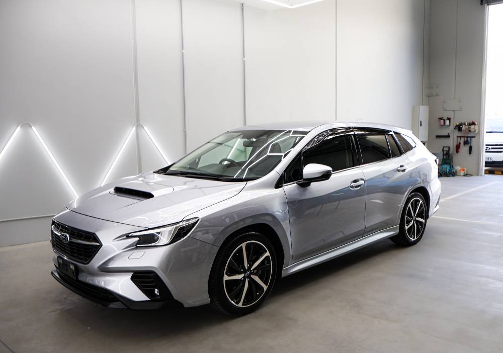 Read more about the article How Long Does Ceramic Coating Last on Gold Coast Cars? Warranty vs Durability